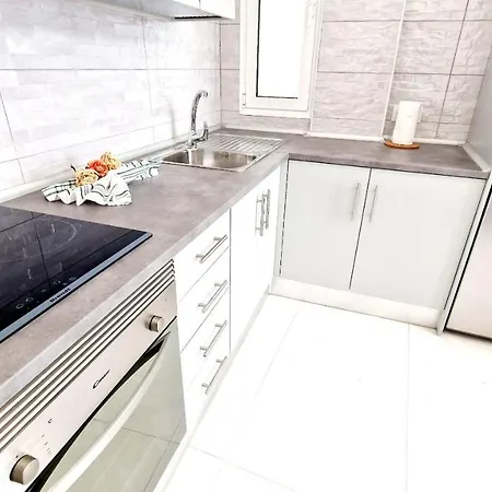 Apartment New 2 Bedrooms & Free Wifi Alcala (Tenerife)